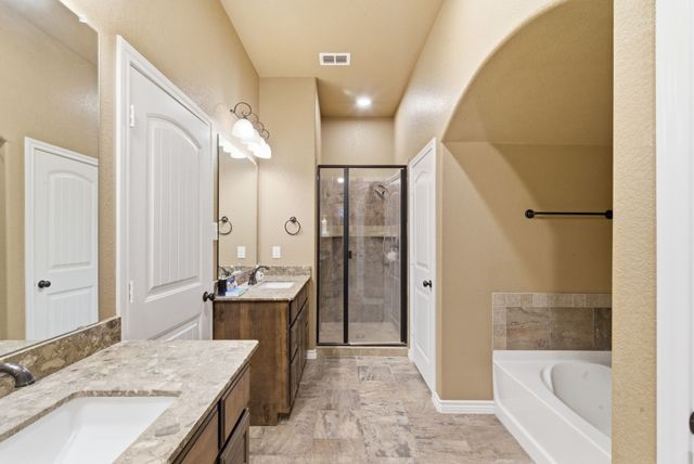 940 Elk Ridge Drive, Stephenville, TX 76401