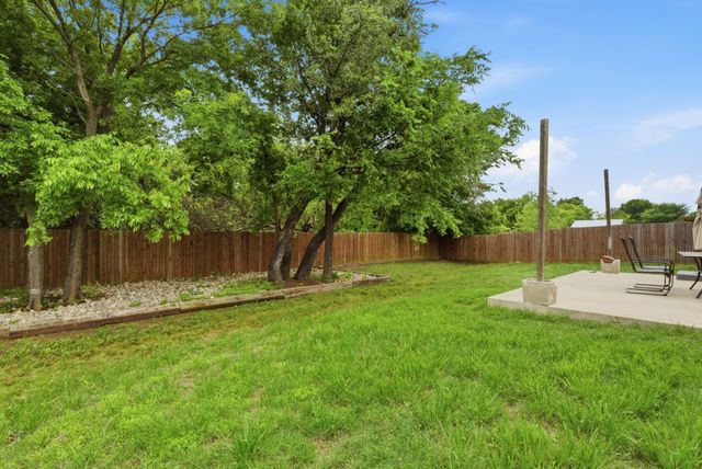 940 Elk Ridge Drive, Stephenville, TX 76401