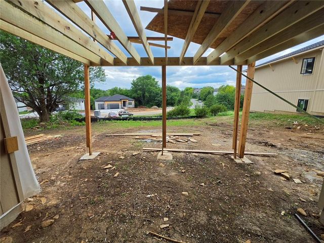11256 S Gleason Road, Olathe, KS 66061