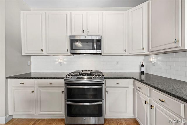 2168 Avalon View Drive, Fenton, MO 63026
