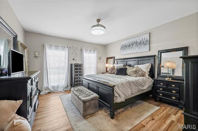 2168 Avalon View Drive, Fenton, MO 63026