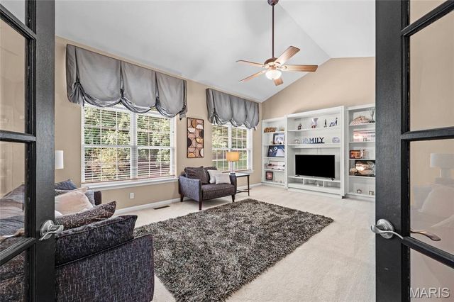 2168 Avalon View Drive, Fenton, MO 63026