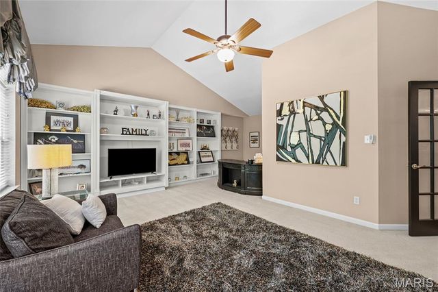 2168 Avalon View Drive, Fenton, MO 63026