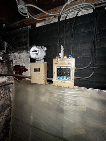 146 Bay St, Springfield, MA 01109