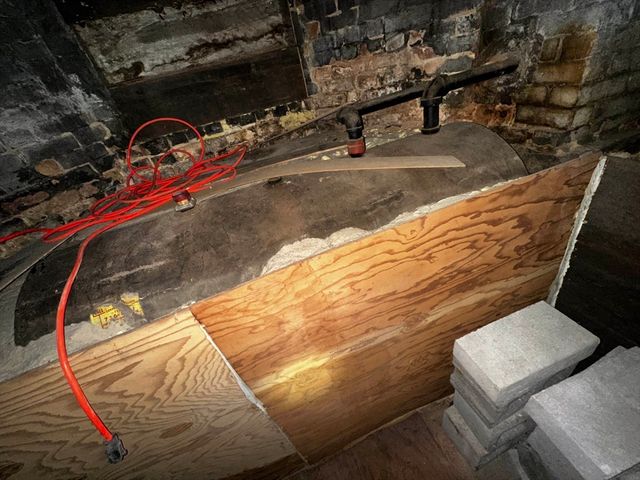 146 Bay St, Springfield, MA 01109