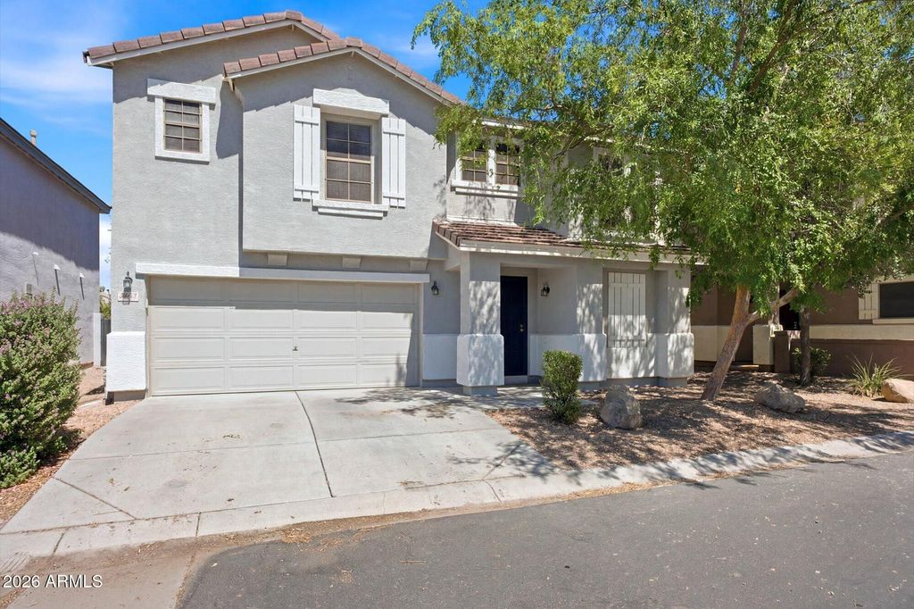 2655 S SAILORS Way, Gilbert, AZ 85295