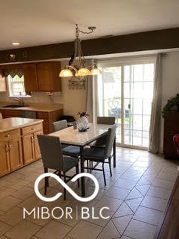 4506 W Easy Street, New Palestine, IN 46163