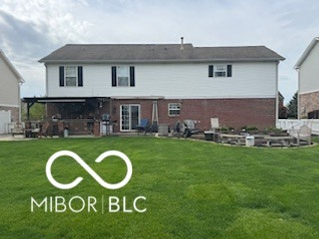 4506 W Easy Street, New Palestine, IN 46163