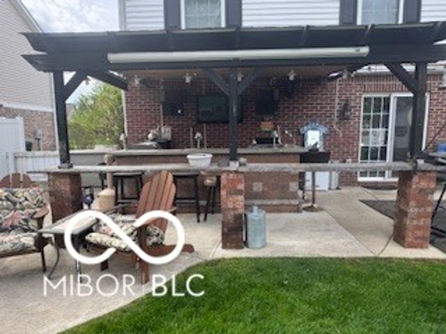 4506 W Easy Street, New Palestine, IN 46163
