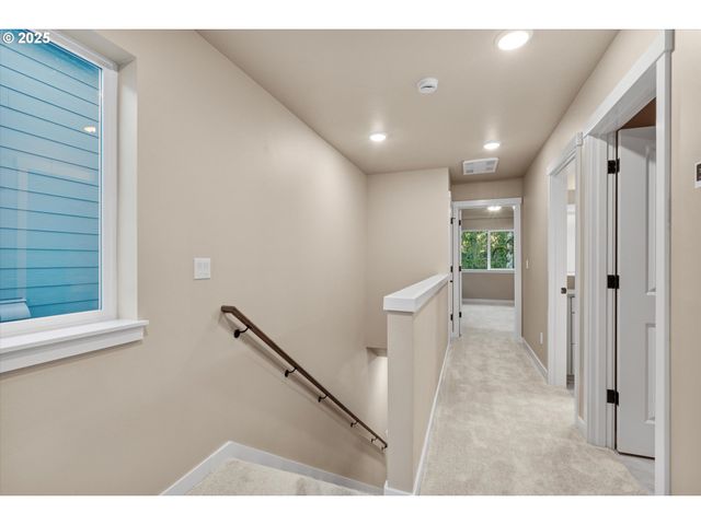 6325 Se Chloe Rose Way, Milwaukie, OR 97267