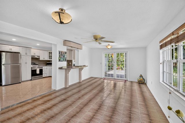 1826 16TH Avenue N, Lake Worth Beach, FL 33460