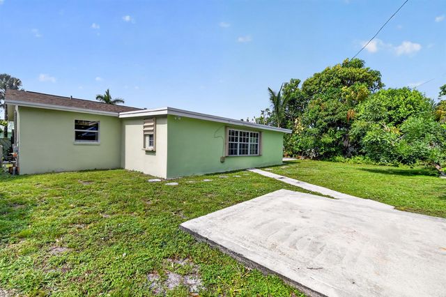 1826 16TH Avenue N, Lake Worth Beach, FL 33460
