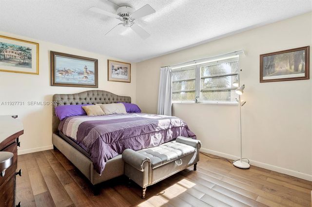 324 SE 10th St 203, Dania Beach, FL 33004