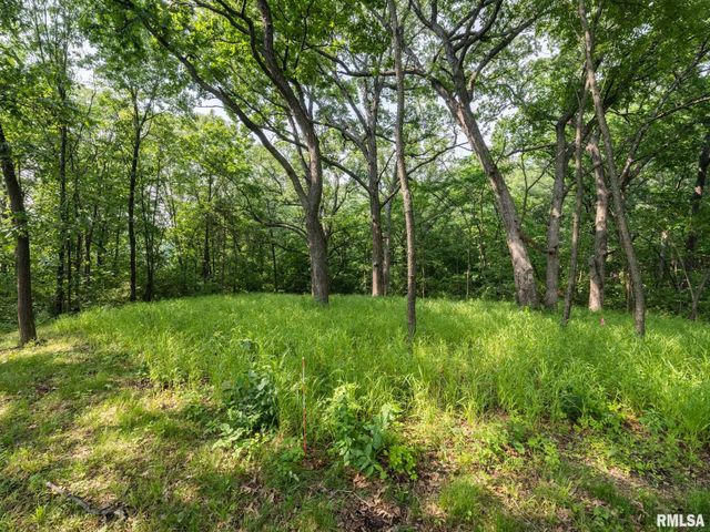 3041 ZION OAKS Road, Pekin, IL 61554