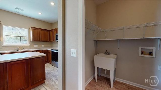 75 Red Oak Drive, Richmond Hill, GA 31324