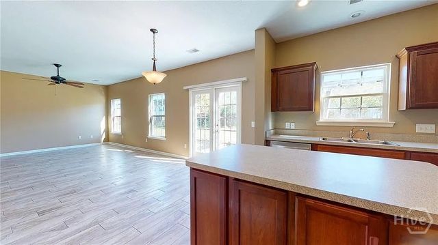 75 Red Oak Drive, Richmond Hill, GA 31324