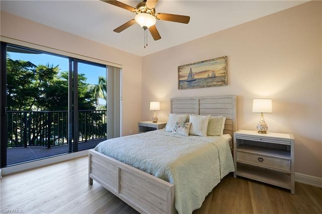 5702 Cape Harbour DR # 204, Cape Coral, FL 33914
