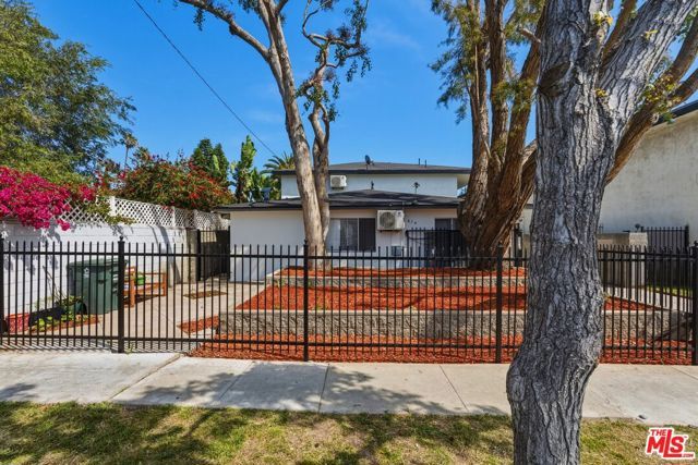 614 Myrtle Avenue, Inglewood, CA 90301