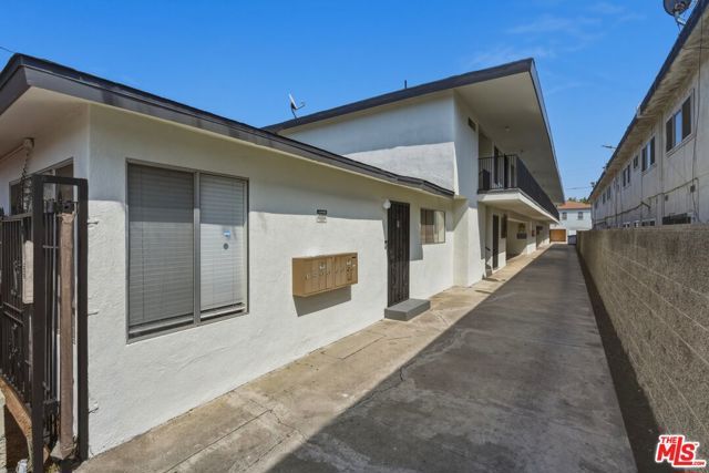 614 Myrtle Avenue, Inglewood, CA 90301
