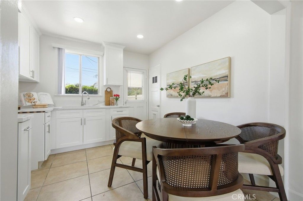 Image 9 of property listing at 9029 Mel Dar, Downey, CA 90240