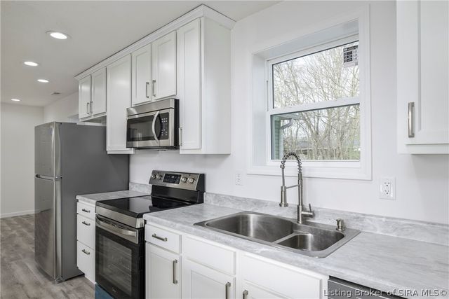 1313 Water Street, Charlestown, IN 47111