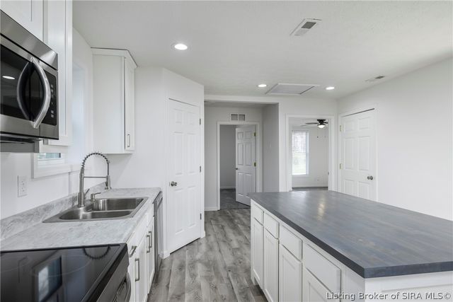 1313 Water Street, Charlestown, IN 47111