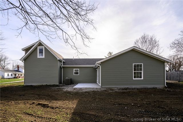 1313 Water Street, Charlestown, IN 47111