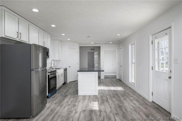 1313 Water Street, Charlestown, IN 47111