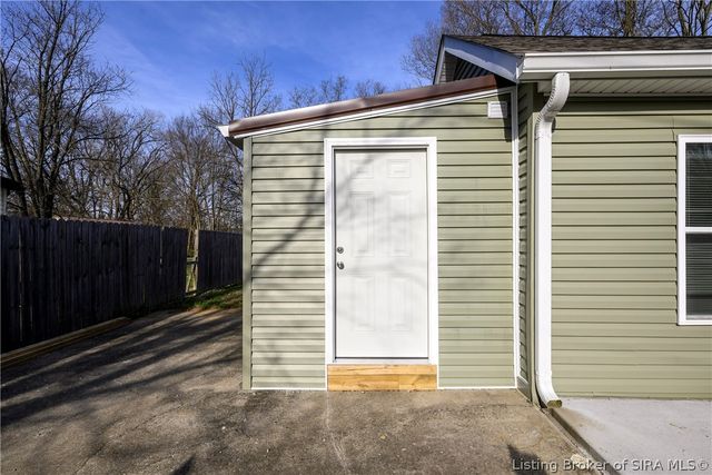 1313 Water Street, Charlestown, IN 47111