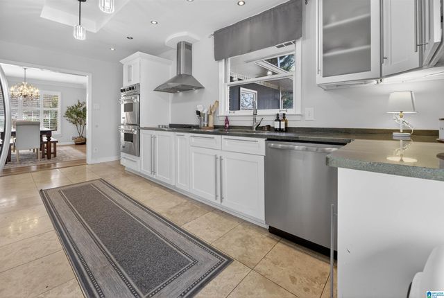 10 LANIER PLACE, Anniston, AL 36207