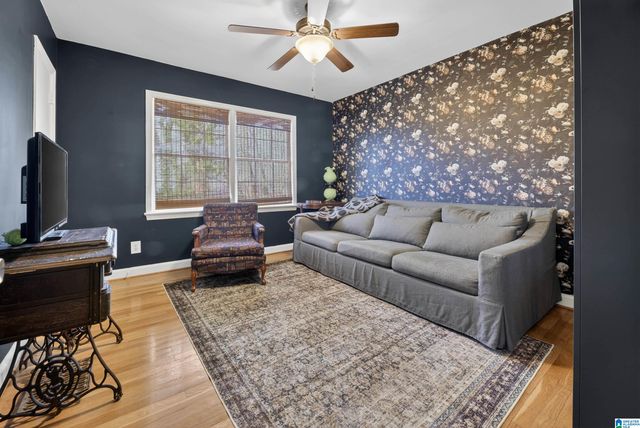 10 LANIER PLACE, Anniston, AL 36207