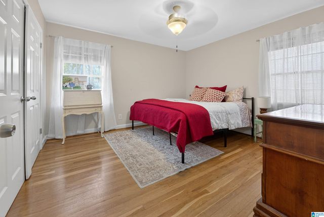 10 LANIER PLACE, Anniston, AL 36207