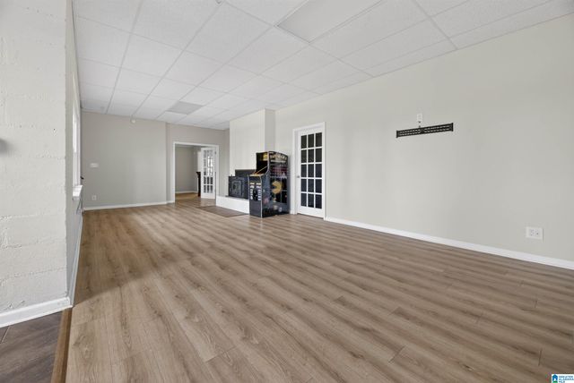 10 LANIER PLACE, Anniston, AL 36207