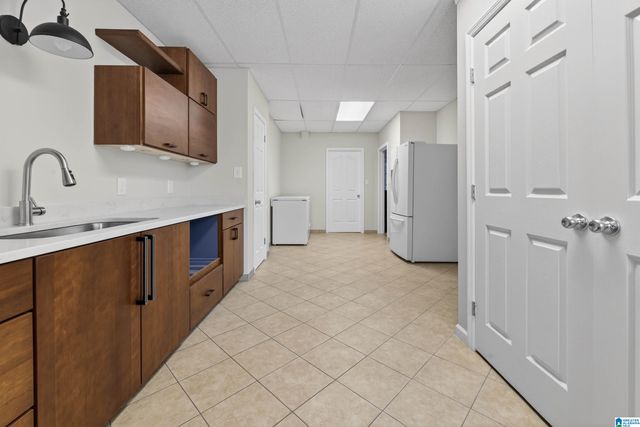 10 LANIER PLACE, Anniston, AL 36207