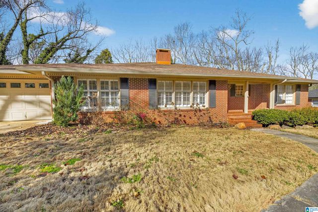 10 LANIER PLACE, Anniston, AL 36207