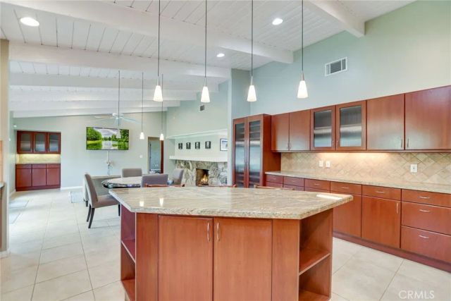 5531 Cornwall Avenue, Riverside, CA 92506