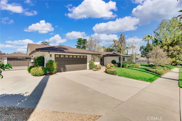 5531 Cornwall Avenue, Riverside, CA 92506