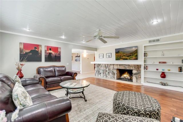 5531 Cornwall Avenue, Riverside, CA 92506