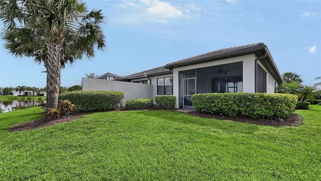 7636 KIRKLAND COVE, Bradenton, FL 34202