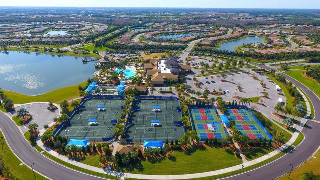 7636 KIRKLAND COVE, Bradenton, FL 34202