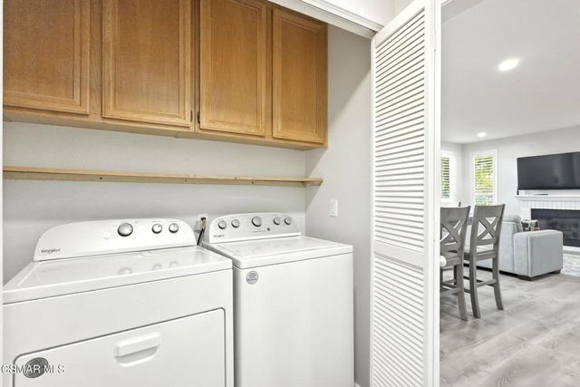 280 Ridgeton Lane A, Simi Valley, CA 93065
