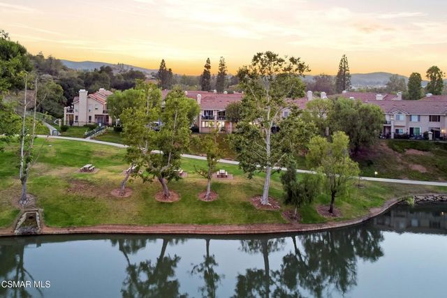 280 Ridgeton Lane A, Simi Valley, CA 93065