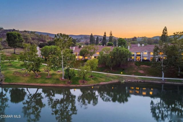 280 Ridgeton Lane A, Simi Valley, CA 93065