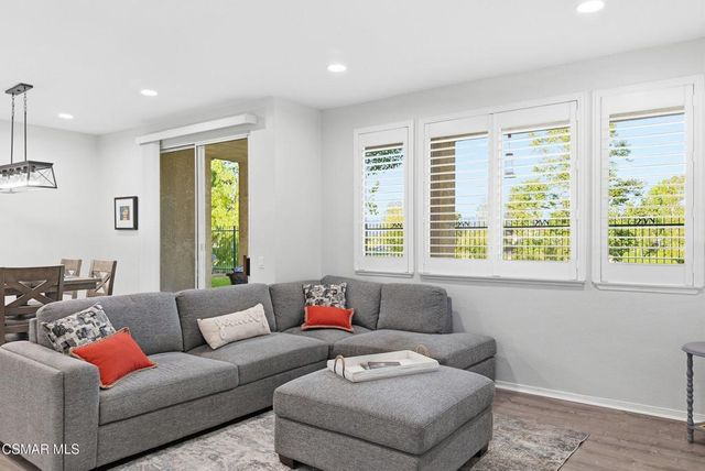 280 Ridgeton Lane A, Simi Valley, CA 93065