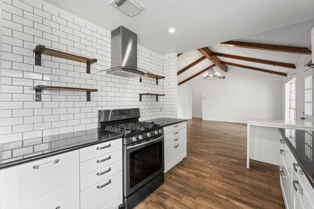 9735 Kemp Forest Drive, Houston, TX 77080