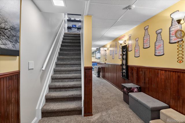 9474 Steephollow Drive, White Lake Charter Township, MI 48386