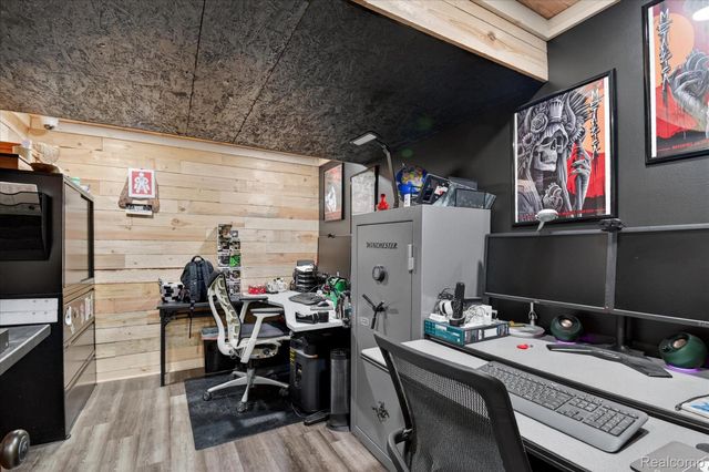 9474 Steephollow Drive, White Lake Charter Township, MI 48386