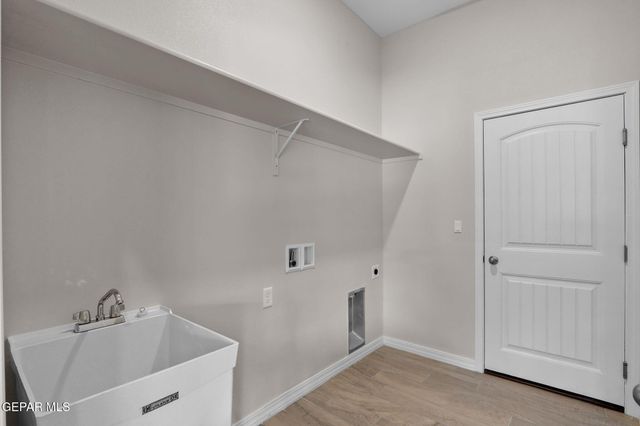 15169 Conviction Avenue, El Paso, TX 79938