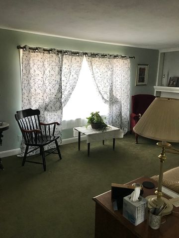 1030 South East Street, Amherst, MA 01002