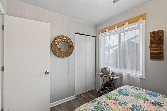 408 Coconut LN, Virginia Beach, VA 23452